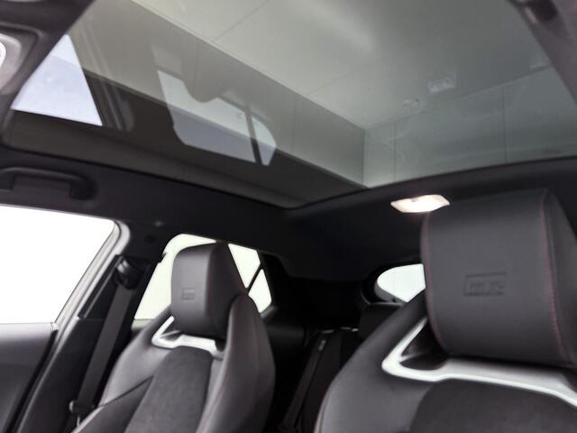 Toyota C-HR 2.0 Plug-in Hybrid 220 GR SPORT + Premium Pakket | Panoramadak | Head-Up Display | JBL | 360 Camera | Memory Seat | Dodehoek detectie | Stoel+Stuurverwarming | Elektrische achterklep |