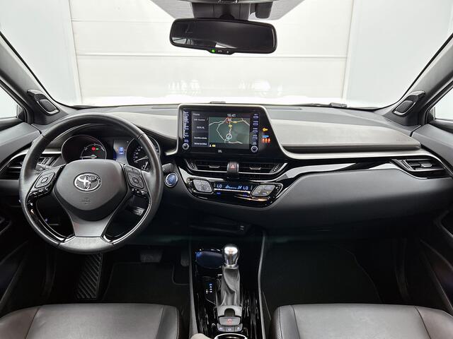 Toyota C-HR 2.0 Hybrid Executive | JBL | Dodehoek detectie | Lederen bekleding | Elektrisch verstelbare bestuurdersstoel | Full LED Adaptive | Parkeersensoren voor+achter Met assistent | Navigatie | Apple CarPlay/Android Aut