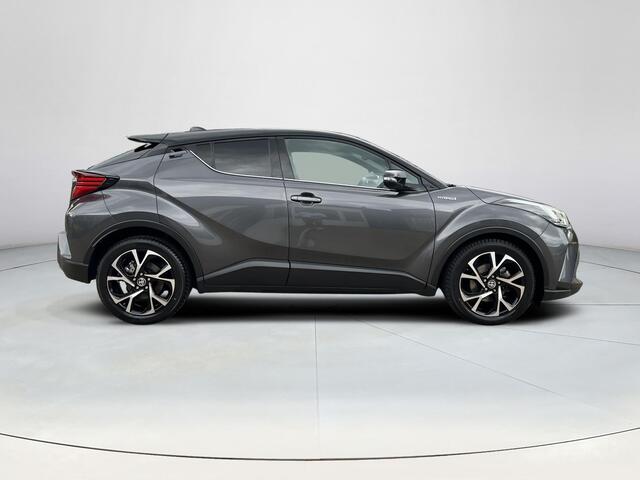 Toyota C-HR 1.8 Hybrid Style | Trekhaak | JBL audio | Carplay | Bi-tone exterieur | Stoelverwarming |