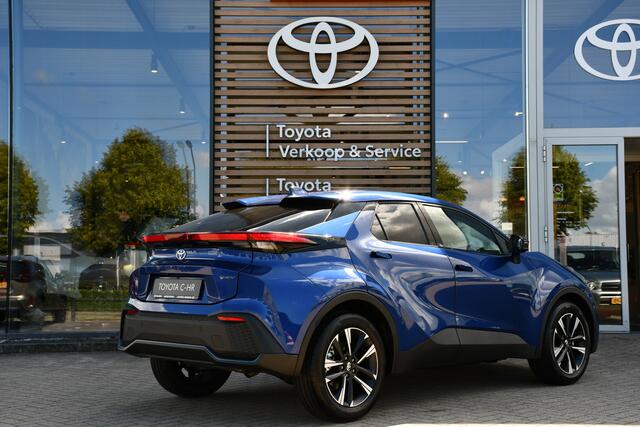 Toyota C-HR 1.8 Hybrid 140 Dynamic Automaat 140pk | Keyless entry | Cruise control adaptief | Parkeerhulpcamera achter | Nieuw |