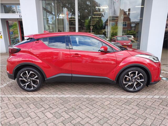 Toyota C-HR 1.8 HYBRID DYNAMIC Dodehoekdetectie | Stoelverwarming | Adaptive Cruise
