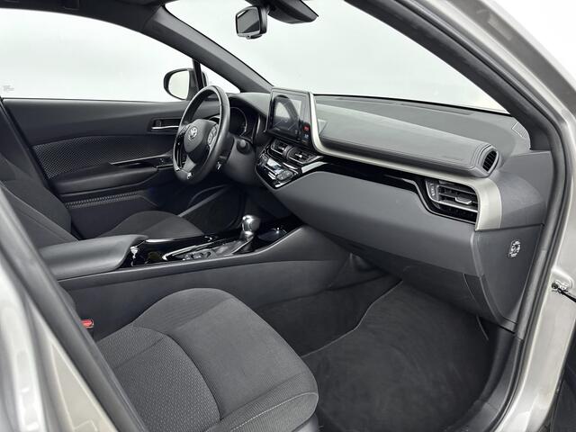 Toyota C-HR 1.8 Hybrid Style Limited | Lichtmetalen Velgen 18'' | Parkeersensoren V+A | Stoelverwarming | Navi |