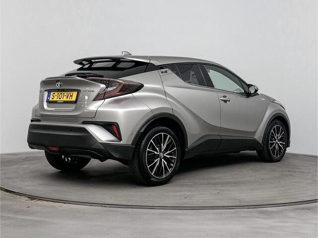 Toyota C-HR 1.8 Hybrid Executive Limited | Lichtmetalen Velgen 18'' | Parkeersensoren V+A | Stoelverwarming | Navi |