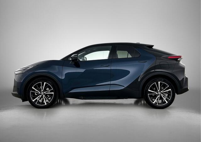 Toyota C-HR 2.0 Plug-in Hybrid 220 Première Edition | Dealer onderhouden | Panoramadak | Lederen bekleding | JBL | 360 Camera | Head-Up Display | Stoelgeheugen functie | Dodehoek detectie | Stoel+stuurverwarming | Elektrische achterklep