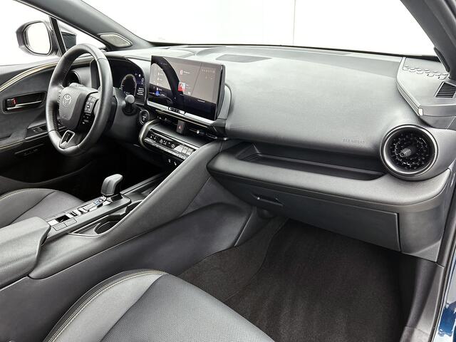 Toyota C-HR 2.0 Plug-in Hybrid 220 Première Edition | Dealer onderhouden | Panoramadak | Lederen bekleding | JBL | 360 Camera | Head-Up Display | Stoelgeheugen functie | Dodehoek detectie | Stoel+stuurverwarming | Elektrische achterklep
