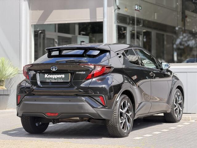Toyota C-HR 1.8 Hybrid Style | GEEN AFLEVERKOSTEN | Trekhaak afneembaar, All season banden, Apple/Android, Dodehoekdetectie