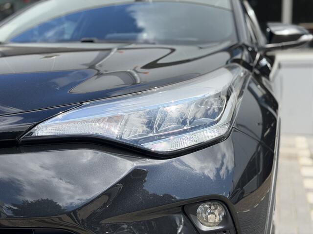 Toyota C-HR 1.8 Hybrid Style | GEEN AFLEVERKOSTEN | Trekhaak afneembaar, All season banden, Apple/Android, Dodehoekdetectie