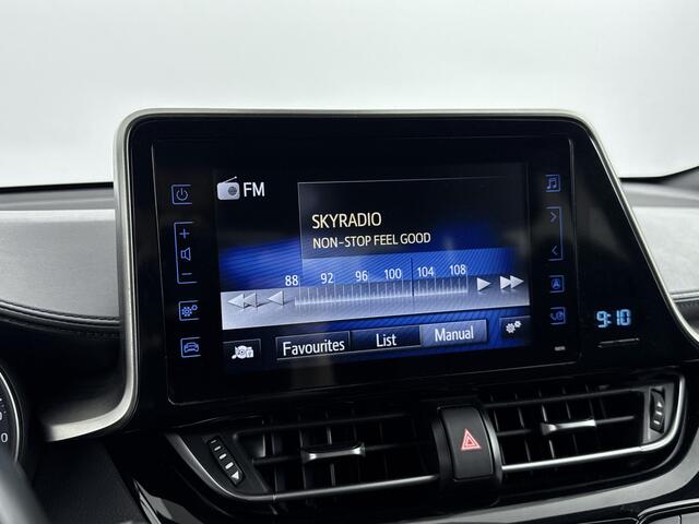 Toyota C-HR 1.8 Hybrid Style | Navigatie | Dodehoek detectie | Stoelverwarming | Climate Control | Parkeersensoren voor+achter met assistent | Cruise Control Adaptive | Achteruitrijcamera |