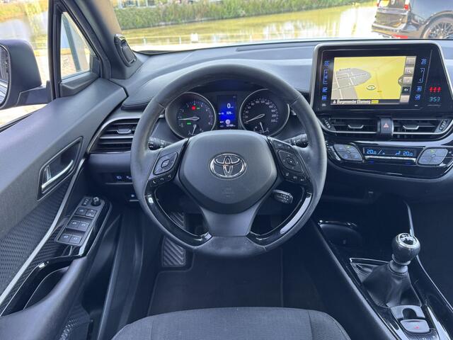 Toyota C-HR 1.2 Style | 18" LMV | LED | Camera | Navi | JBL | Lane Assit
