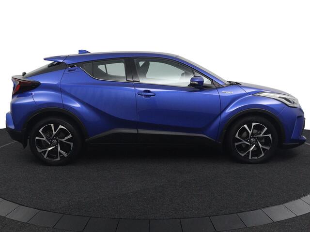 Toyota C-HR 1.8 Hybrid Dynamic | Trekhaak | Navigatie | Keyless Entry | Parkeersensoren |