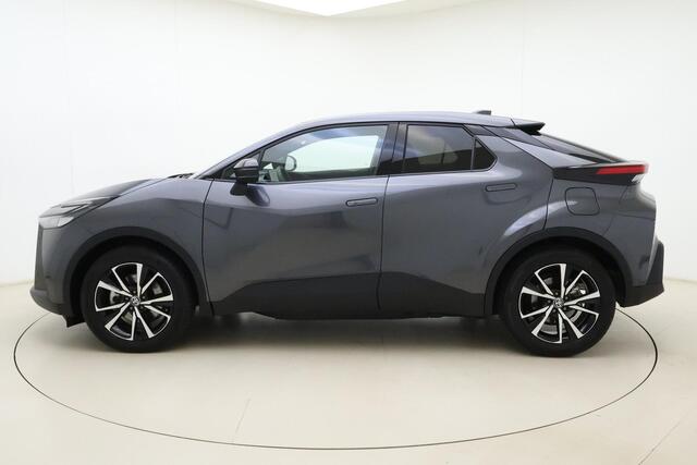 Toyota C-HR 2.0 Plug-in Hybrid 220 Dynamic Automaat | Trekhaak | Navigatie | Stoel-Stuurverwarming | Cruise Control Adaptief | Camera | Dodehoek detectie | Keyless Entry - Start