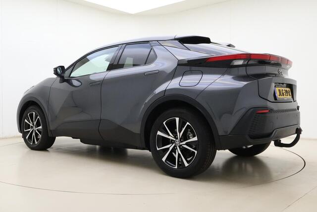 Toyota C-HR 2.0 Plug-in Hybrid 220 Dynamic Automaat | Trekhaak | Navigatie | Stoel-Stuurverwarming | Cruise Control Adaptief | Camera | Dodehoek detectie | Keyless Entry - Start