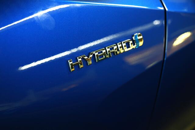 Toyota C-HR 1.8 Hybrid Business Ultimate NAVI CRUISE LANE CLIMA CAMERA STOEL VW KEYLSS START