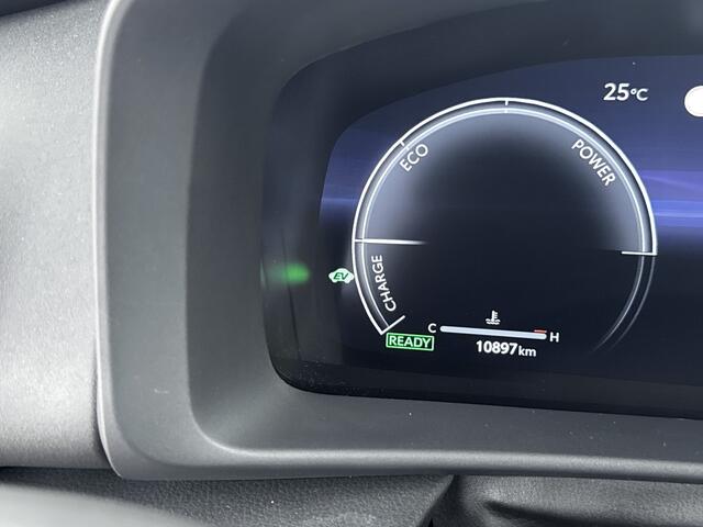 Toyota C-HR 1.8 Hybrid 140 Dynamic | Dealer Onderhouden | Dodehoek detectie | Parkeersensoren voor+achter | Navigatie | Apple CarPlay/Android Auto | Cruise Control Adaptive | Achteruitrijcamera | Bluetooth