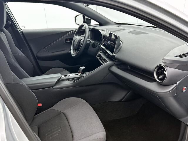 Toyota C-HR 1.8 Hybrid 140 Dynamic + | Stoel+Stuurverwarming | Koplampsproeiers | Dodehoek detectie | Parkeersensoren voor+achter | Navigatie | Apple CarPlay/Android Auto | Cruise Control Adaptive |