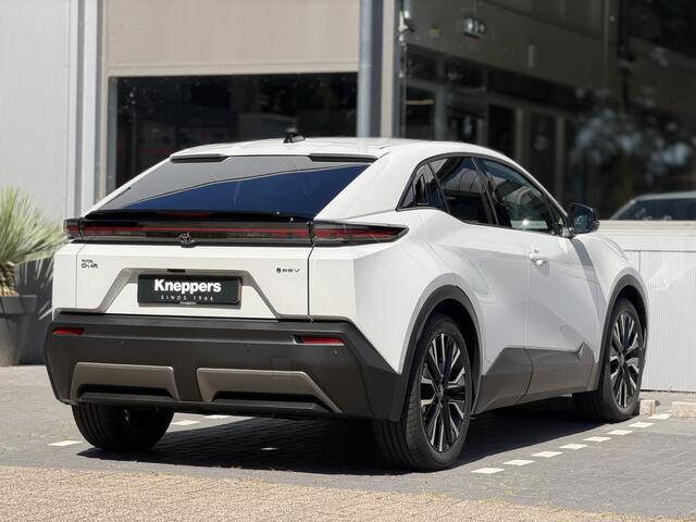 Toyota C-HR First Edition 77 kWh 20 inch lichtmetalen velgen, Dodehoekdetectie, Elektrisch bedienbare achterklep