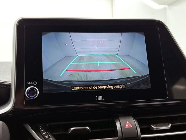 Toyota C-HR 2.0 Hybrid GR-Sport | JBL | Dodehoek detectie | Elektrisch verstelbare bestuurdersstoel | Parkeersensoren voor+achter met assistent | Full LED Adaptive | Navigatie | Apple CarPlay/Android Auto | Cruise Control A