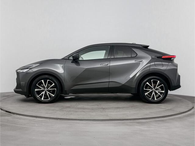 Toyota C-HR 1.8 Hybrid 140 First Edition | Voorruit-Stuur-Stoelverwarming | Parkeersensoren V+A |