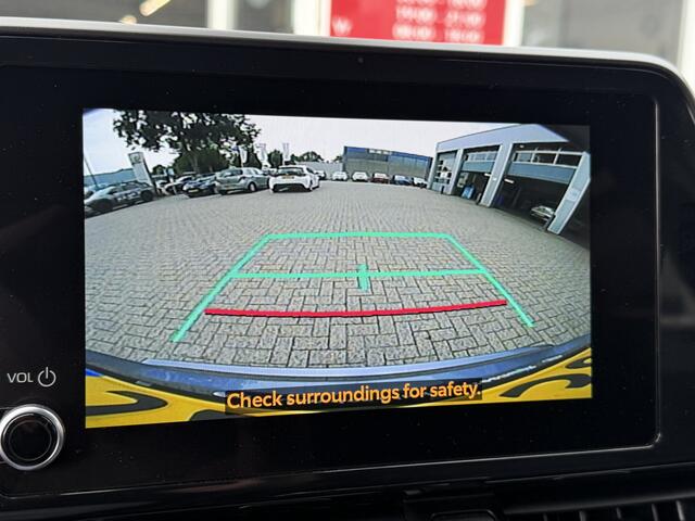 Toyota C-HR 1.8 Hybrid Style Parkeer en Dodehoek Sensoren Stoel Stuur verwamd