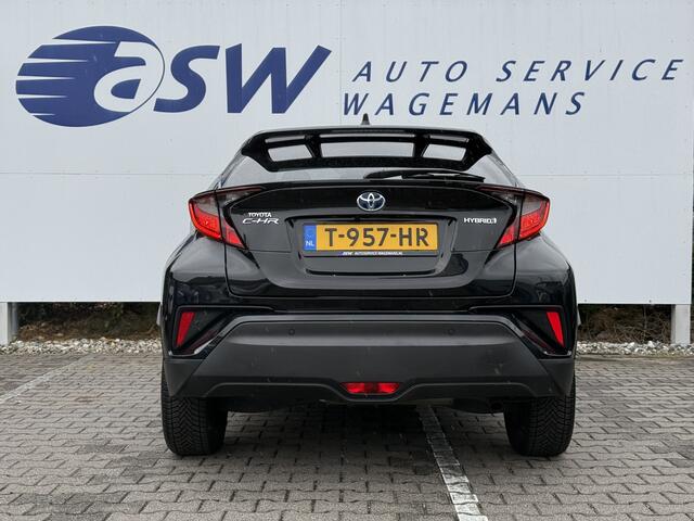 Toyota C-HR 1.8 Hybrid Dynamic | CarPlay | ACC | Camera | Keyless | 18 inch