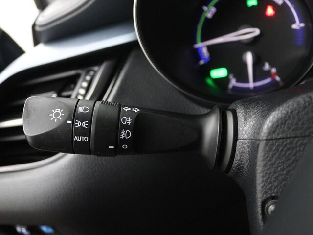 Toyota C-HR 2.0 Hybrid Dynamic | Navigatie | PDC |