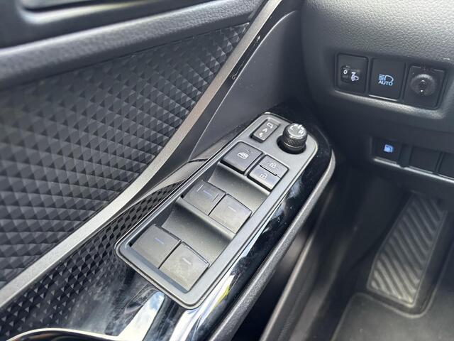 Toyota C-HR 2.0 Hybrid Dynamic l Apple Carplay/Android Auto l Cruise control adaptief l Dodehoek detectie l