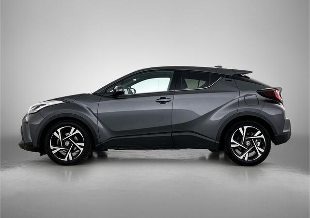 Toyota C-HR 2.0 Hybrid Dynamic | BTW voertuig | Dodehoek detectie | Stoelverwarming | Parkeersensoren voor+achter | Navigatie | Apple CarPlay/Android Auto | Cruise Control Adaptive | Achteruitrijcamera |