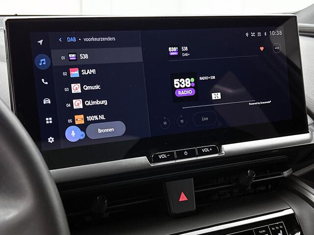 Toyota C-HR 1.8 Hybrid 140 First Edition + Winter Pack | Dealer Onderhouden | Trekhaak afneembaar | Stoel+stuurverwarming | Dodehoek detectie | Elektrische achterklep | Parkeersensoren voor+achter | Full LED verlichting | Groot multimediascherm |
