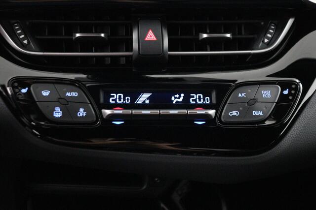Toyota C-HR 1.8 Hybrid Dynamic | Trekhaak | SCM Klasse 1 Alarm | Stoelverwarming | Navigatie |