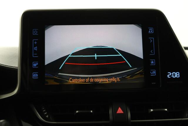 Toyota C-HR 1.8 Hybrid Dynamic | Trekhaak | SCM Klasse 1 Alarm | Stoelverwarming | Navigatie |