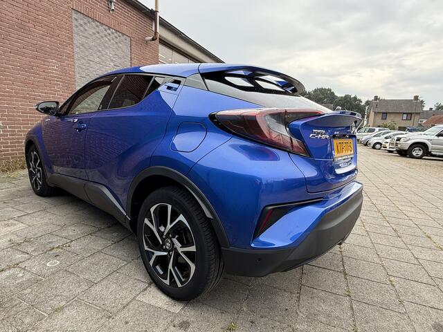 Toyota C-HR 1.8 Hybrid Dynamic Keyless entry + starten, Navigatiesysteem