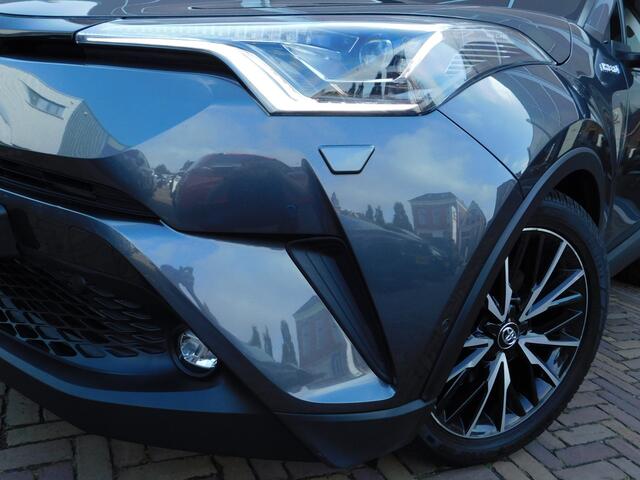 Toyota C-HR 1.8 Hybrid Executive LED | Trekhaak
