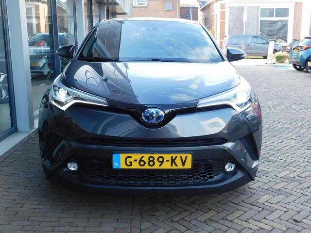 Toyota C-HR 1.8 Hybrid Executive LED | Trekhaak