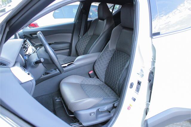Toyota C-HR 1.8 Hybrid Executive |trekhaak|dealer onderhouden|navigatie|stoelverwarming|