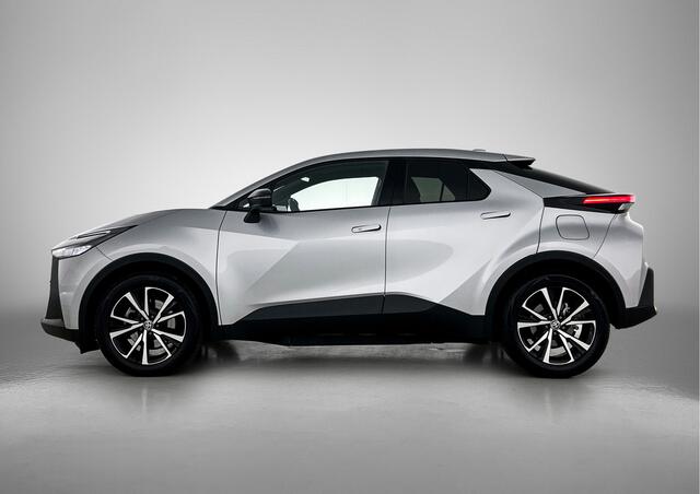 Toyota C-HR 2.0 Plug-in Hybrid 220 Dynamic | BTW voertuig | Stoel+stuurverwarming | Dodehoek detectie | Parkeersensoren voor+achter | Navigatie | Apple CarPlay/Android Auto |