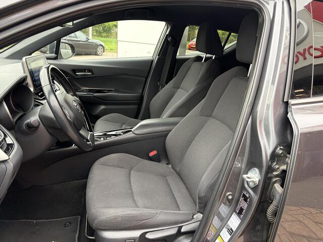 Toyota C-HR 1.8 Hybrid Style | Parkeersensoren voor/ achter | Stoelverwarming