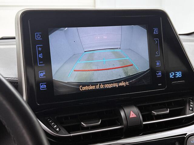 Toyota C-HR 1.8 Hybrid Dynamic | Navigatie | Climate Control | Cruise Control | Keyless |