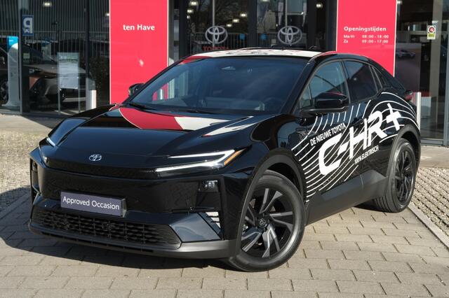 Toyota C-HR First Edition 77 kWh | Warmtepomp | Apple Carplay & Android Auto | Achterklep, elektrisch bedienbaar | Privacy Glass op achterruit | Trekhaakvoorbereiding | Buitenspiegels, automatisch in