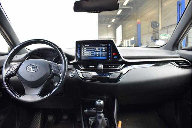 Toyota C-HR 1.2 Dynamic | NL-Auto | Adaptive Cruise | Camera | Navi