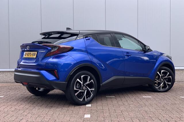 Toyota C-HR 1.8 Hybrid Bi-Tone | JBL Audio | Stuur en Stoelverwarming | Parkeersensoren v&a | Camera |