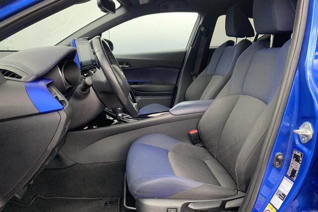 Toyota C-HR 1.8 Hybrid Bi-Tone | JBL Audio | Stuur en Stoelverwarming | Parkeersensoren v&a | Camera |