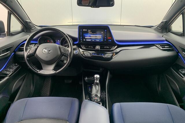 Toyota C-HR 1.8 Hybrid Bi-Tone | JBL Audio | Stuur en Stoelverwarming | Parkeersensoren v&a | Camera |