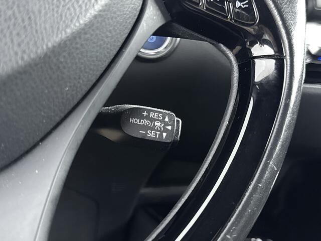 Toyota C-HR 1.8 Hybrid Executive VOL | Parkeersensoren V+A | JBL | Blindspot | Stuur/Stoelverwarming |