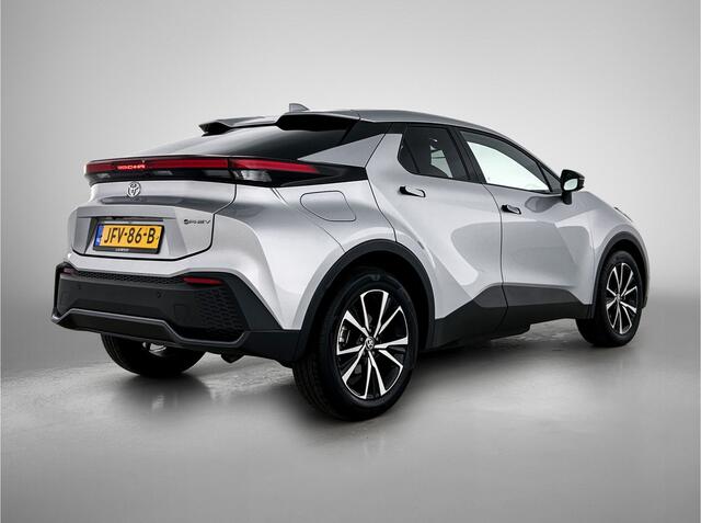 Toyota C-HR 2.0 Plug-in Hybrid 220 Dynamic | BTW voertuig | Stoel+Stuurverwarming | Dodehoek detectie | Climate Control | Cruise Control Adaptive | Navigatie | Apple CarPlay/Android Auto |