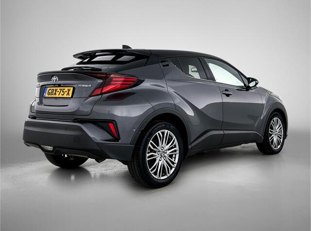 Toyota C-HR 1.8 Hybrid Executive | Full LED | Stoel + Stuurverwarming | Half Leder | Blindspot | PDC voor en achter |