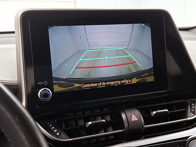 Toyota C-HR 1.8 Hybrid Executive | Full LED | Stoel + Stuurverwarming | Half Leder | Blindspot | PDC voor en achter |
