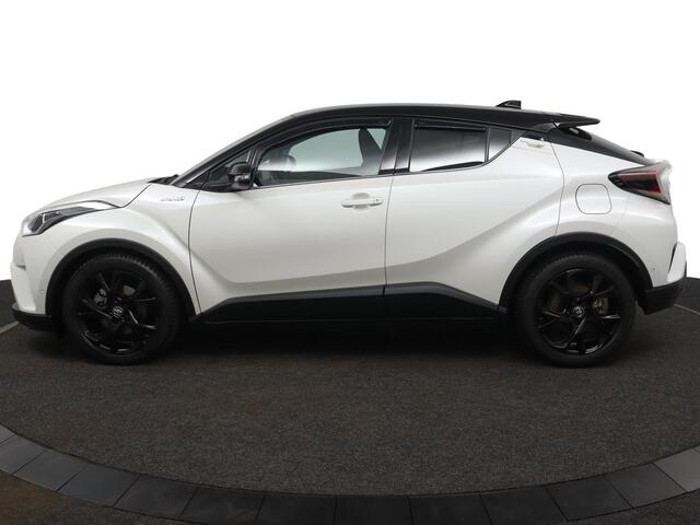 Toyota C-HR 1.8 Hybrid Style | Stoelverwarming | JBL Audio | Automatisch inparkeren | Dodehoek detectie | 10 Jaar Garantie! |