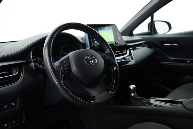 Toyota C-HR 1.8 Hybrid Executive | Rijklaar! | Cruise Contr. | Trekhaak | Camera | Keyless | Stoel- Stuurverw. | Apple CarPlay