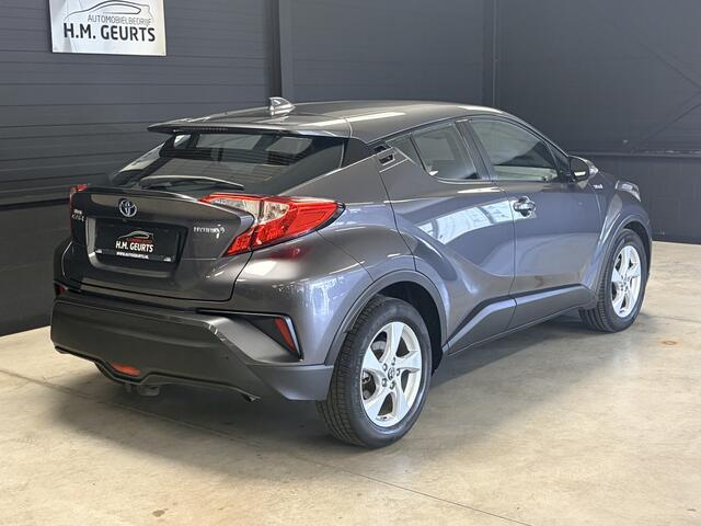 Toyota C-HR 1.8 Hybrid