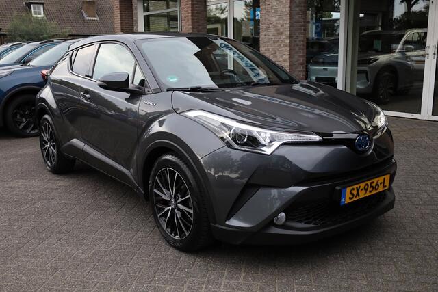 Toyota C-HR 1.8 Hybrid Dynamic CAMERA STOELVERWARMING CRUISE CLIMA NAVI 18"LMV ALL-SEASONS NAP ENZ!